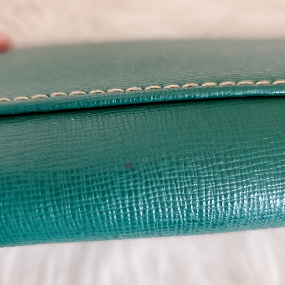 Dooney & Bourke Saffiano large zip around wallet - Picture 4 of 9